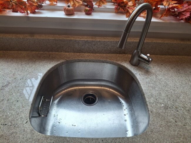 Photo - 10670 Weymouth St Condo Unit 101