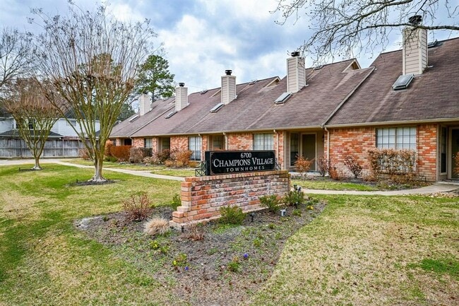 Photo - 6700 Richardson Rd Unidad 203 Rental