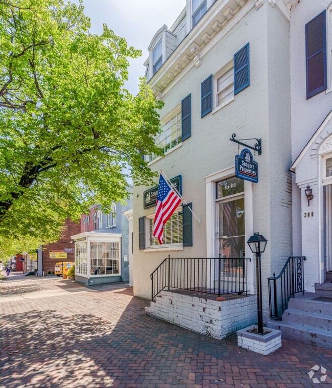 Building Photo - 311 S Washington St Unit 311 S. Washington St. #1 Rental