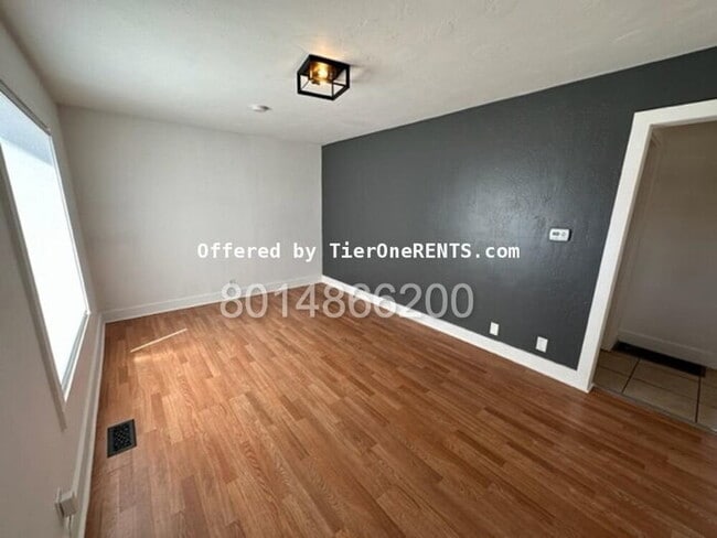Photo - Move-in special: $500 off First months rent