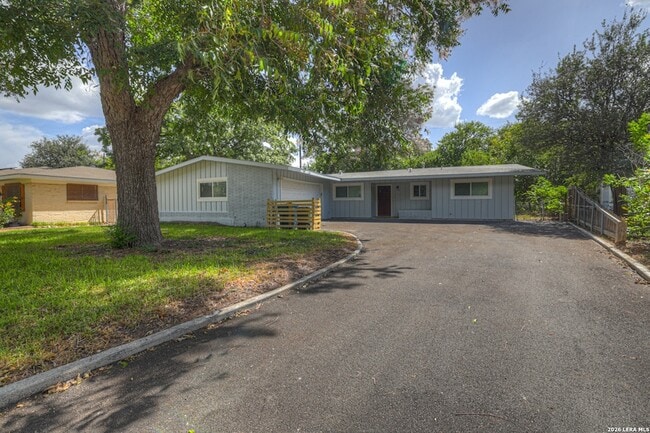 146 Cardinal Dr