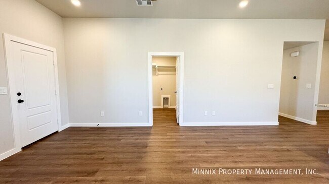 Photo - 2136 Kokomo Ave