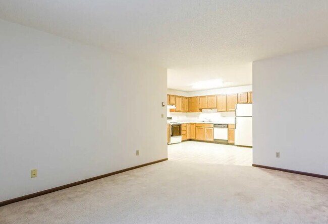 Eastmoor Apartments & Townhomes