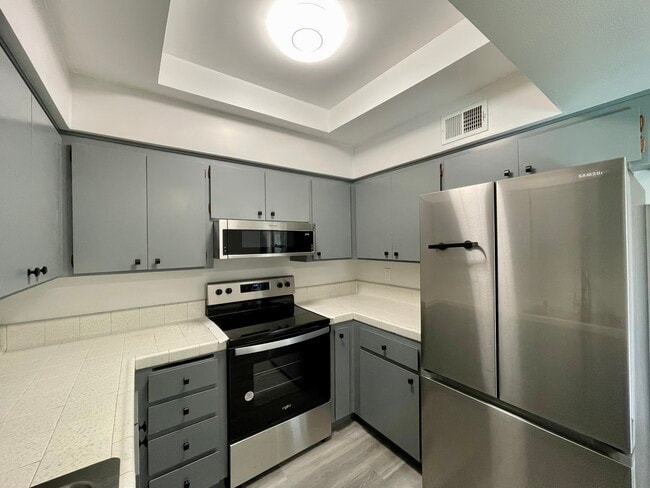 Photo - 6626 50th St