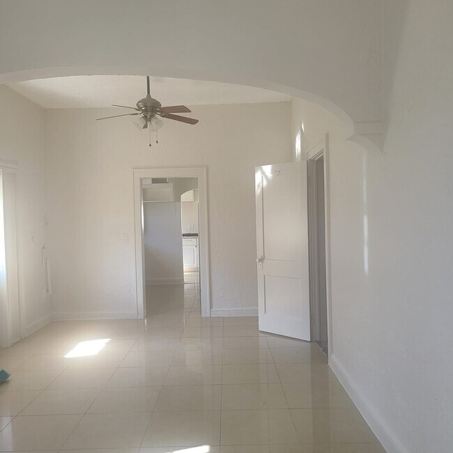 Photo - 319 Kenilworth Blvd Unidad 319