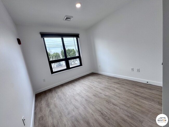Photo - 197 Gardner St Unidad 114