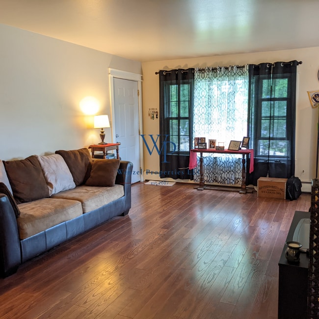 Building Photo - 419 N Liberty St Unit 3