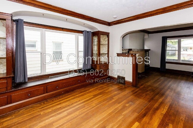Photo - 3765 W 134th St