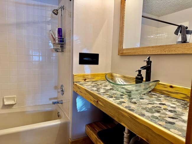 Photo - 96 Mountainside Dr