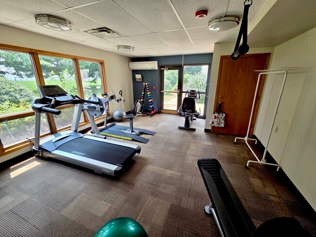 Photo - Creekwood Apartments