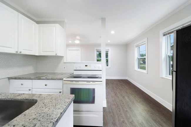 Photo - 1883 Smith Dr Unit 4