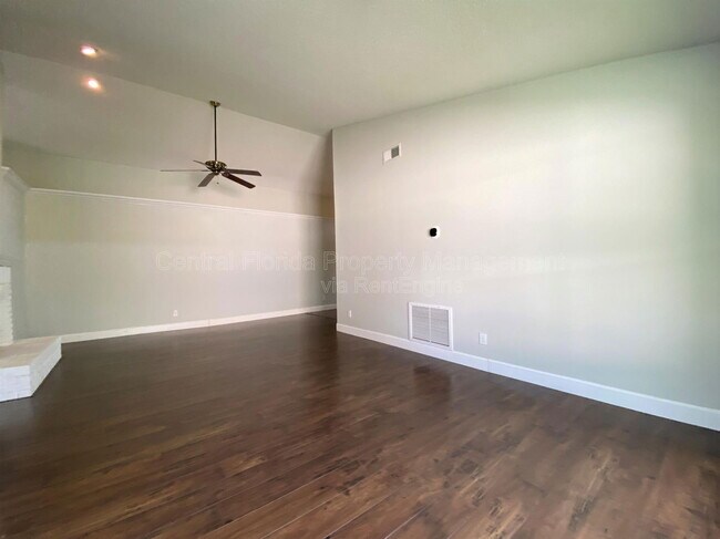 Photo - 225 Wild Pine Point