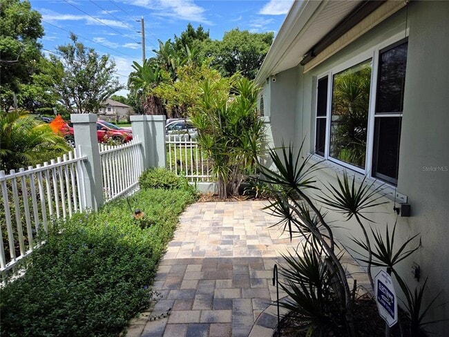 Photo - 9071 Ridge Rd