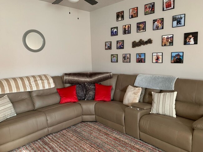 Photo - Spacious Townhome