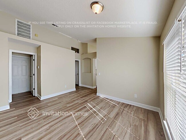 Photo - 1228 Foxridge Pl