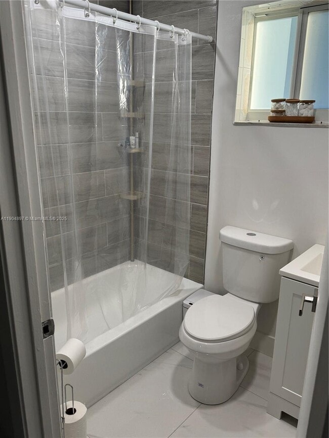 Photo - 19035 NW 11th Ct