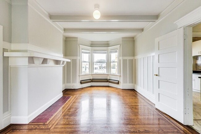 Building Photo - 1338 Haight St