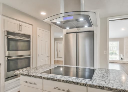 Building Photo - 2119 Woodstream Dr