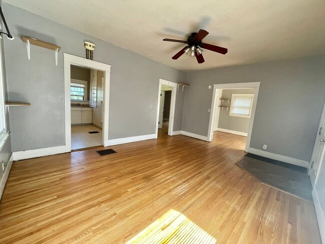 Photo - 3-4 Bed standalone