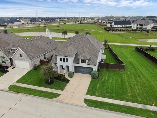 Photo - 6718 Waxbill Rd