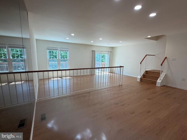 Photo - 10113 Galsworthy Pl