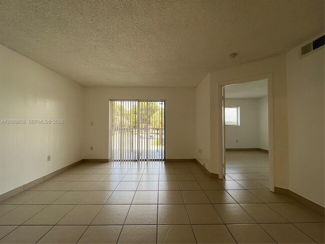 Photo - 250 Palm Cir W Unit 204