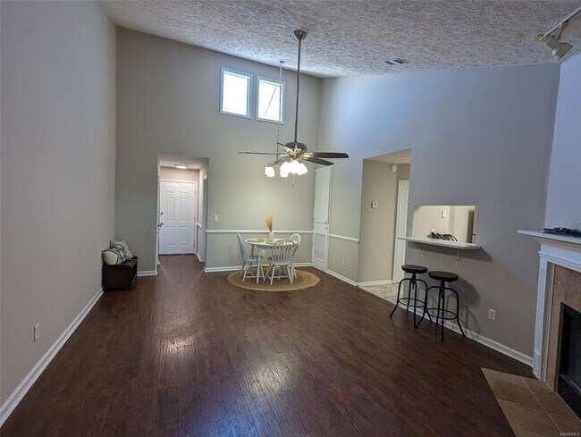 Photo - 6528 Chaprice Ln