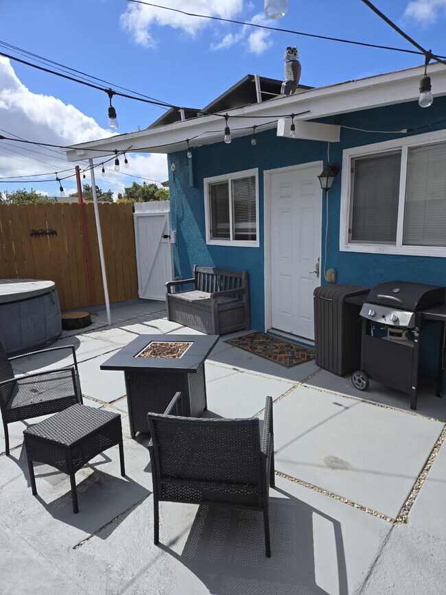 Photo - Fully Furnished Long Beach Retreat with Private Spa & Outdoor Entertaining Area