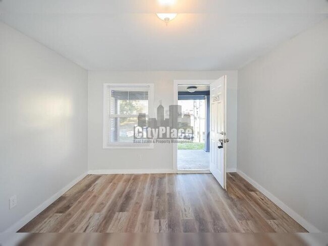 Photo - 5963 Rawles Ave