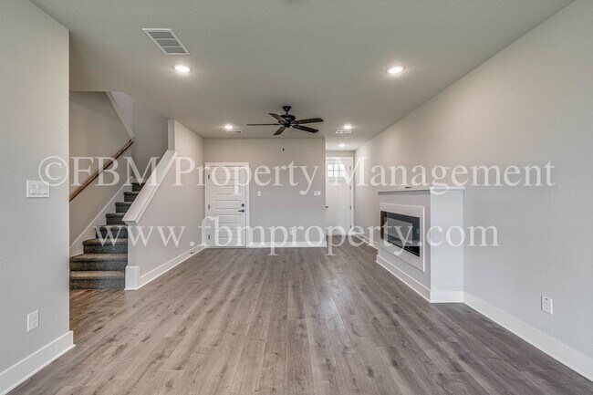 Photo - 920 Cooksey Ct Unidad B