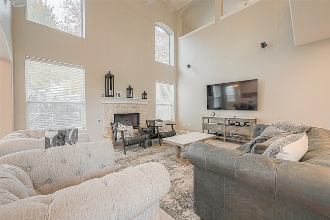 4202 Stone Oak Ct