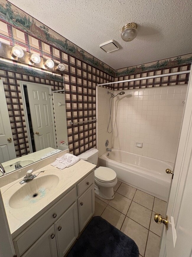 Photo - 309 Station Creek Dr