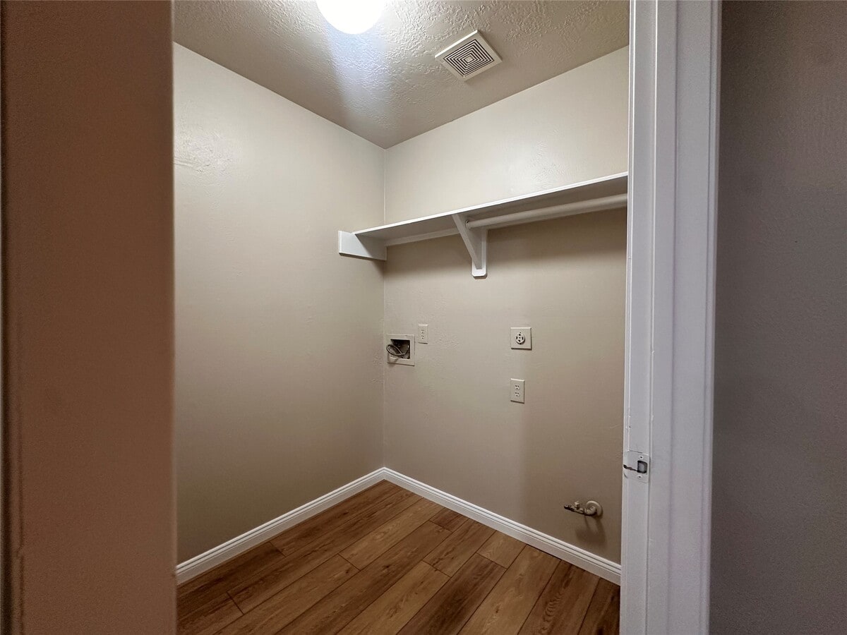 Photo - 2203 Long Rock Dr