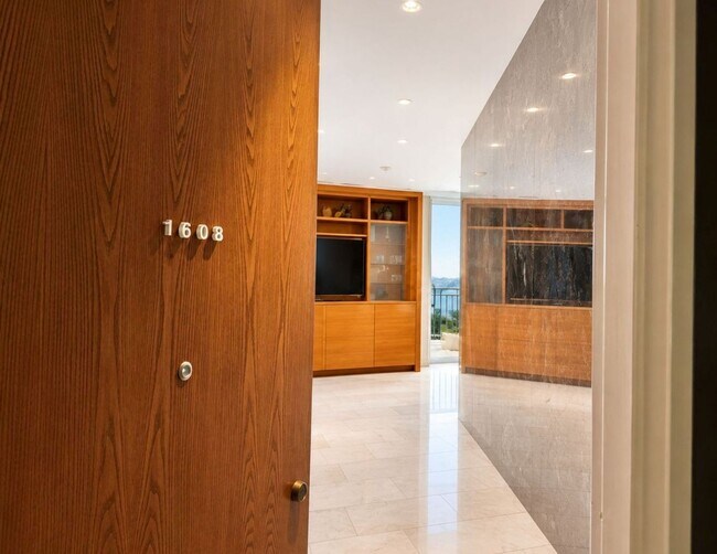 1000 North Point St Unit 1608