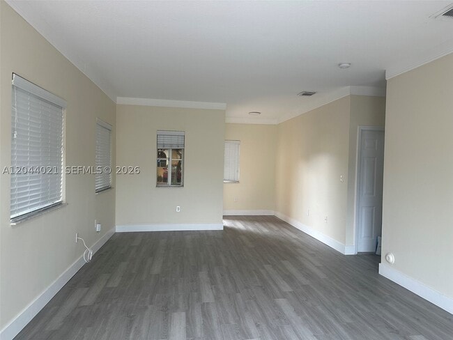 Photo - 1142 NE 41st Terrace