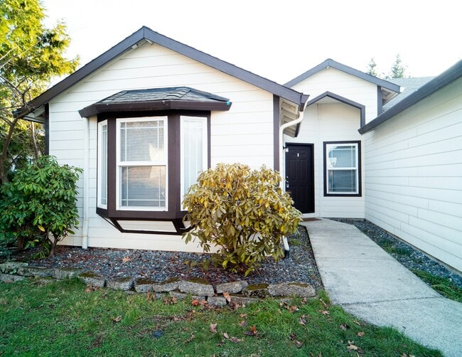 Photo - 16901 SE 6th St