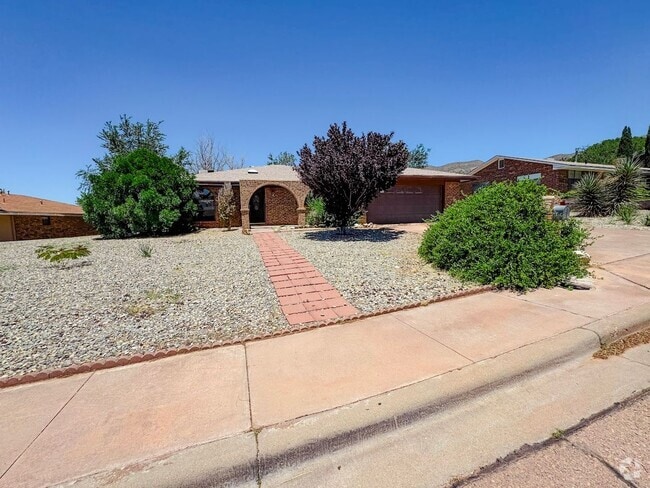 Building Photo - 3021 Del Sur Rental