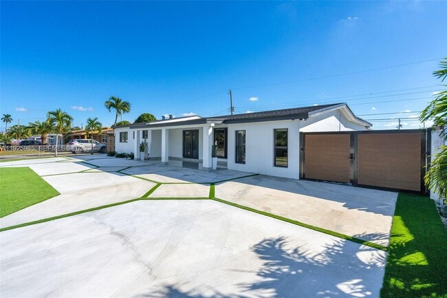 Photo - 864 W 69th Pl