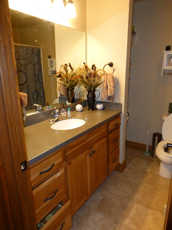 Photo - 2025 Lake Hills Dr