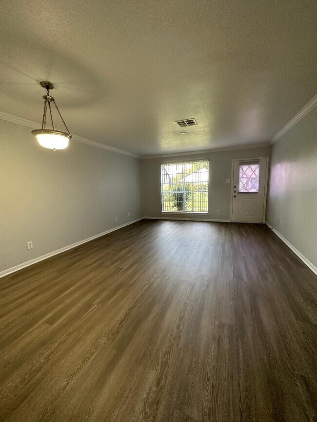 Photo - 4747 Allendale Rd