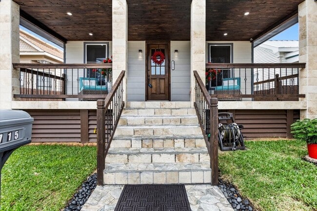 Photo - 3715 Avenue O 1/2