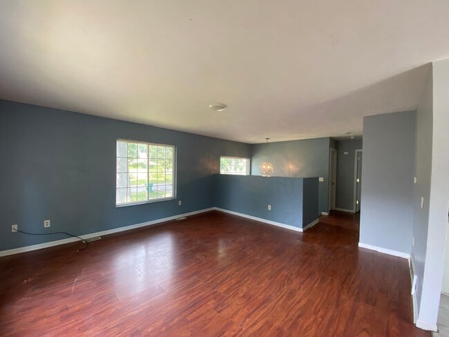 Photo - 1113 Kimbark Ave