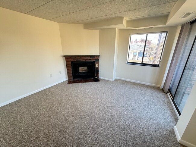 Photo - 46 Concord Ave Unidad 502