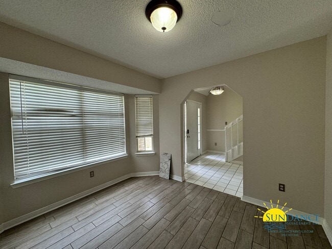 Photo - Charming 4-Bedroom Home in Parkwood Place, Bluewater Bay - Cul-de-Sac!