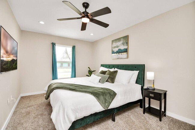 Photo - 5123 Dewberry St