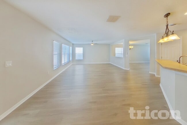 Photo - 4667 Caverns Dr