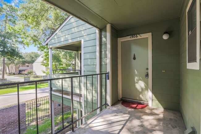 Photo - 14777 Wunderlich Dr