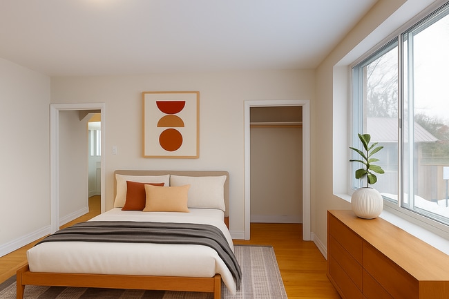 Photo - 19 Strathcona