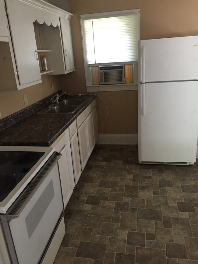 1626 E Sullenberger Ave House House Rental in Malvern, AR