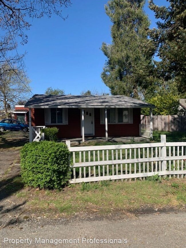2 br, 1 bath House 1318 South Park Rental House Rental in Grants